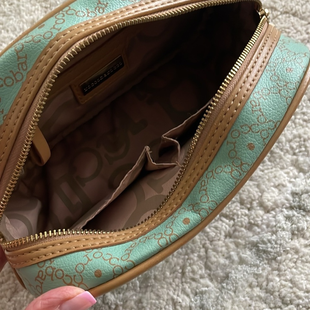 ROCCOBAROCCO Green Cosmetic Bag - Picture 3 of 5